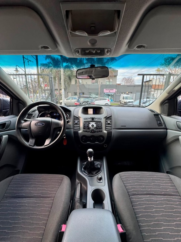 Ford Ranger XLS — foto 12